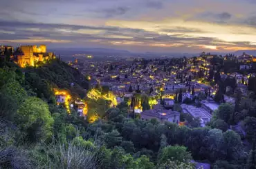 Granada: Leyendas y Misterios